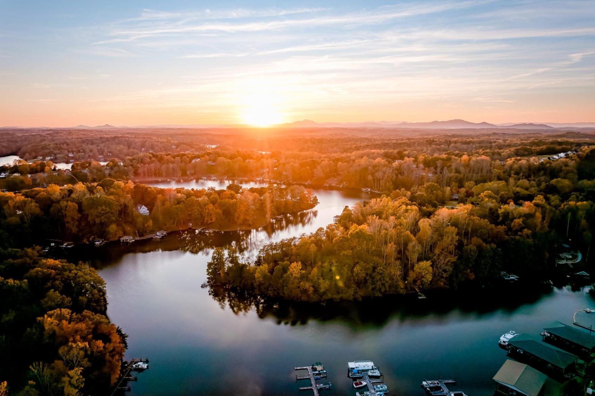 Halesford Harbour Resort - Smith Mountain Lake Moneta المظهر الخارجي الصورة